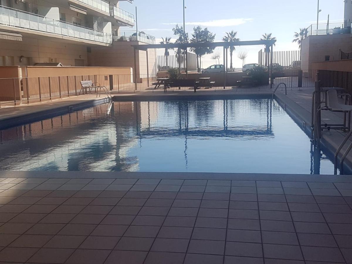 Apartamento Completo Con Piscina Terraza Vistas Del Mar Badalona Exterior photo
