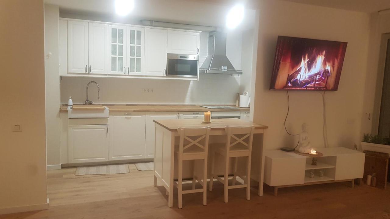 Apartamento Completo Con Piscina Terraza Vistas Del Mar Badalona Exterior photo